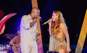 Claudia Leitte lança música nova com Thiaguinho para promover seu novo projeto Prainha da Claudinha nesta sexta-feira, 26 de agosto.