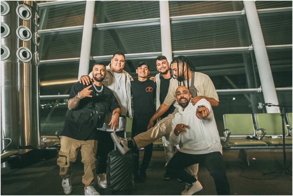 Lançamento de Menos é Mais com João Gomes atinge 2 milhões de views