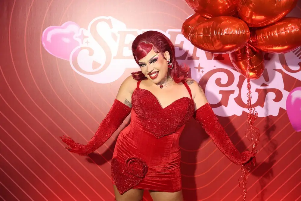Gloria Groove Encanta no Rio com Projeto “Serenata da GG”